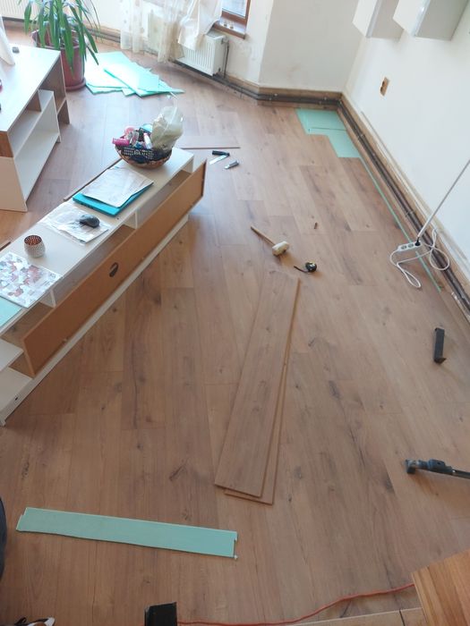 Montaj SPC , herringbone /Montator parchet, Plinte Mdf , duropolimer