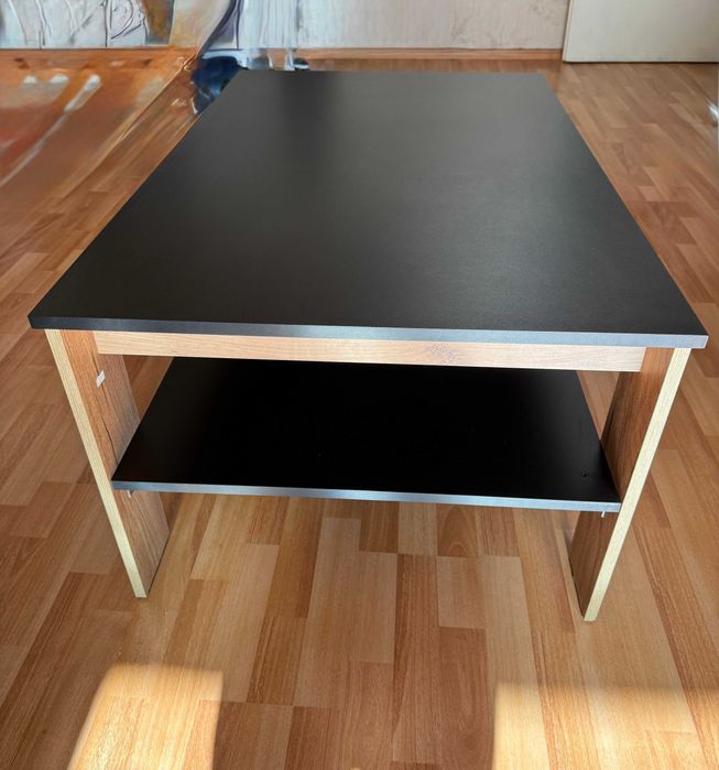 Холна маса - черно и дъб