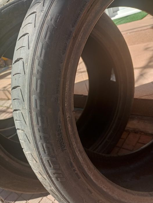Set anvelope vara 225/45/157