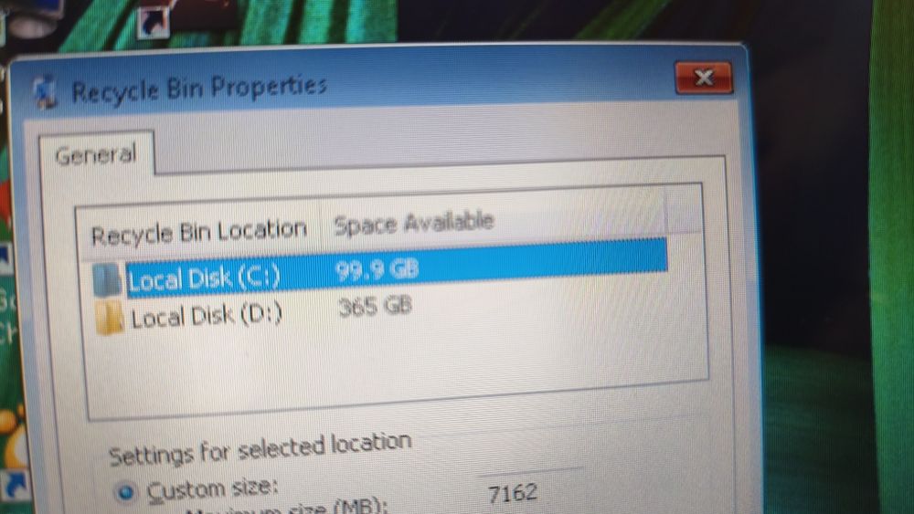 Лаптоп Asus X401U