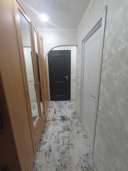 Продам 2 комн. квартиру в Уральске