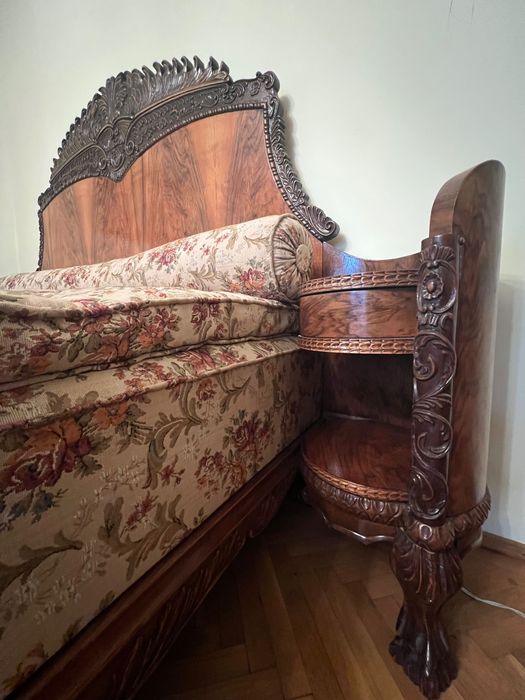 Set mobilier de arta, sculptat - lemn fag / nuc_Craiova