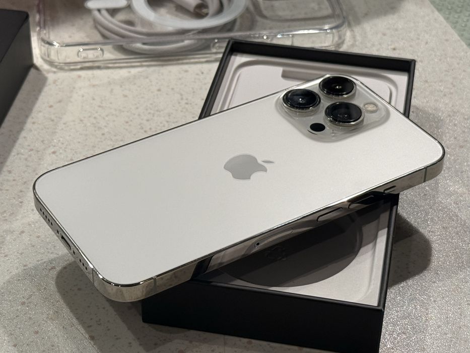 iPhone 13 Pro 128GB Silver – Като НОВ, 100% Батерия