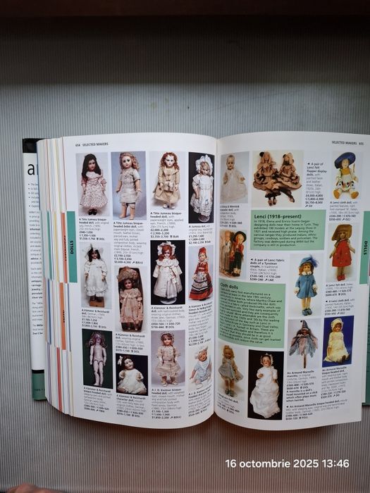 Vănd 2 cataloage  prețuri  ceasuri  respectiv  obiecte de  artă