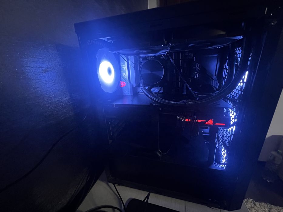 PC Gaming: i5-14600kf, Rog Strix B760 Wifi, 32 Gb 3600mhz CL16, RX6800