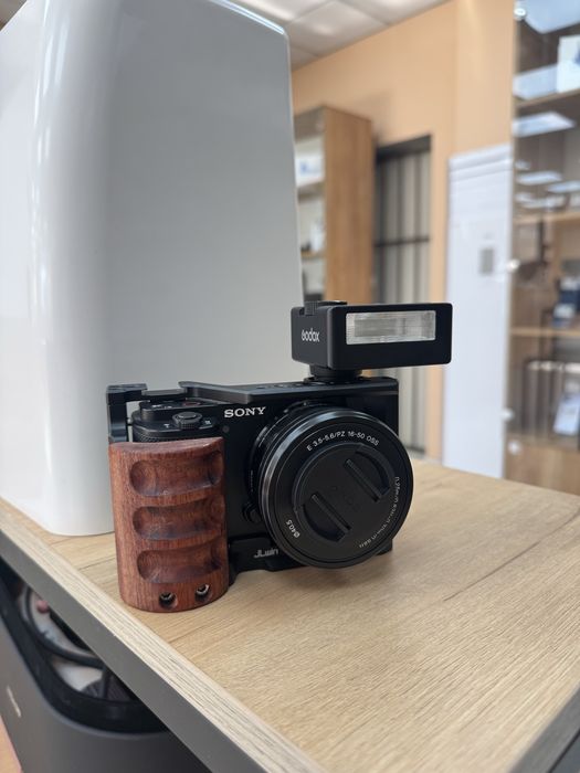 Фотоаппарат/ Sony ZV-E10