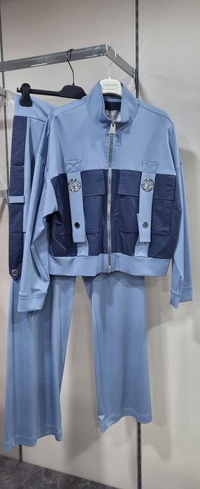 Спортивный костюм.