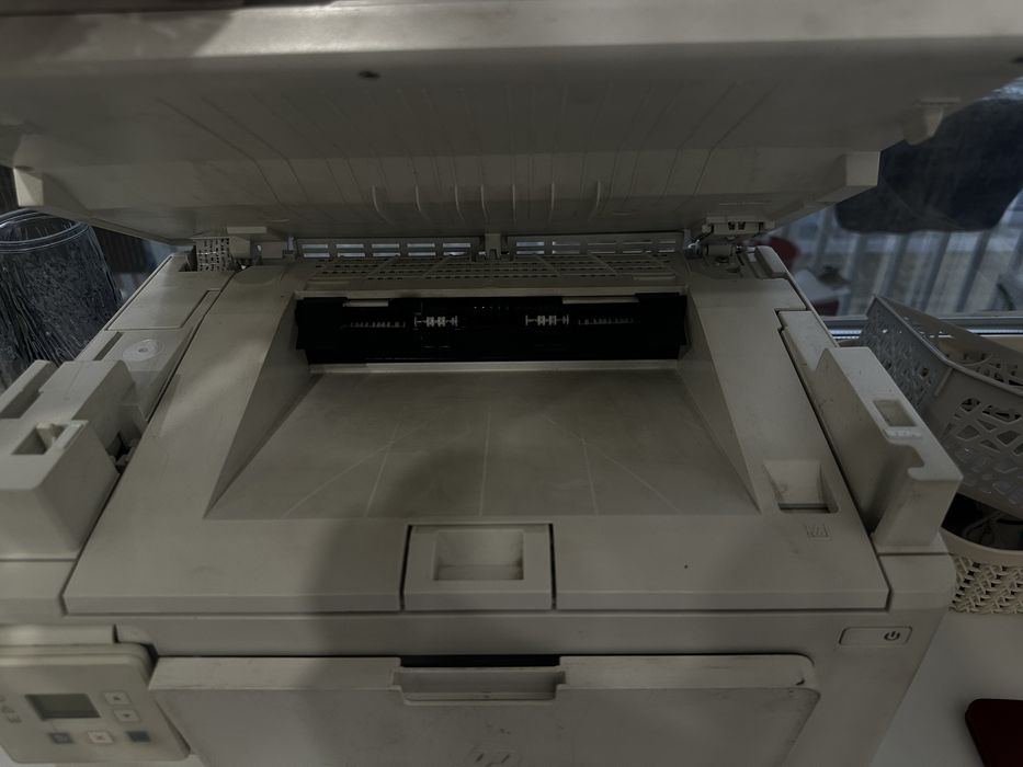 Продам МФУ HP LaserJet Pro MFP M28a (принтер / сканер / копир)