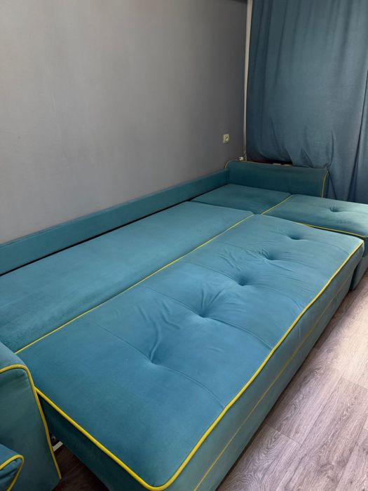 Продам Диван для гостиной