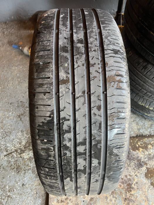 1x 235 55 18 continental vara