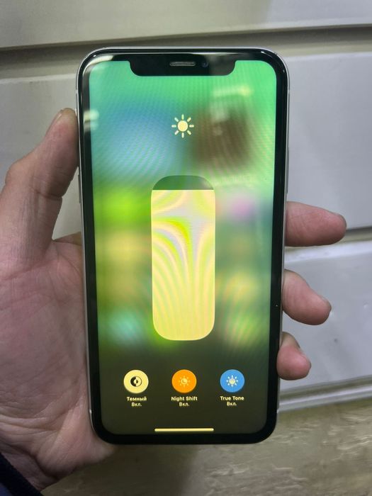 Продам Айфон ХР 128 гб