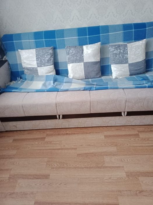 Продам пуфик, кресло и диван