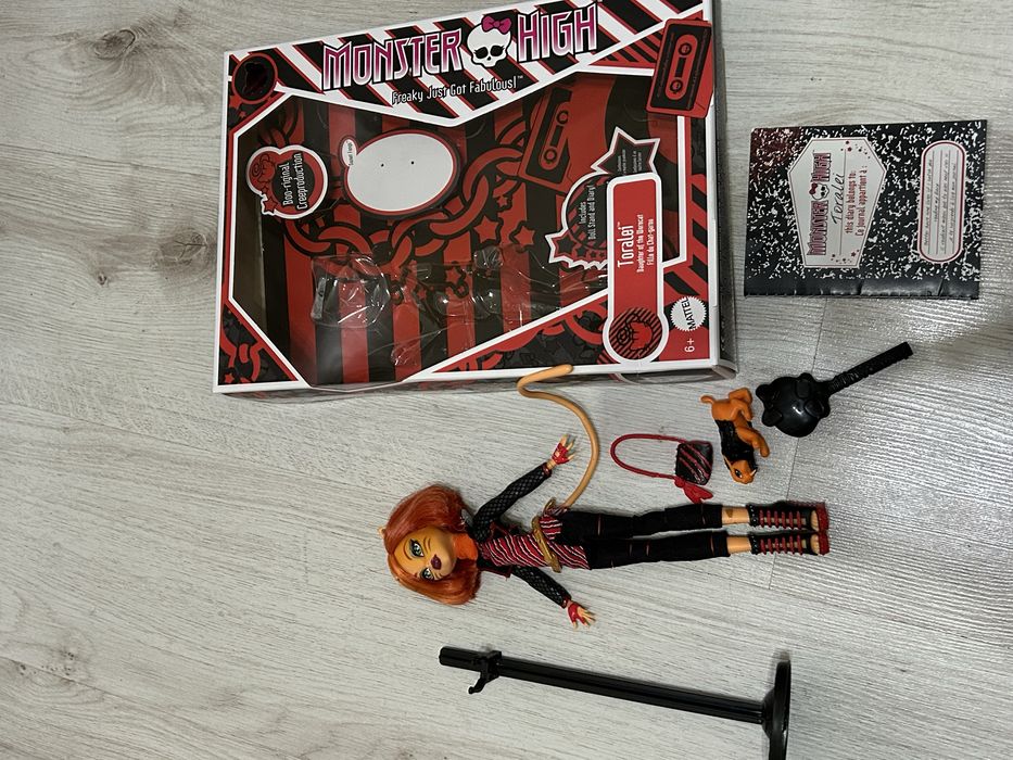 Продавам кукли bratz и monster high g1 и ever after high