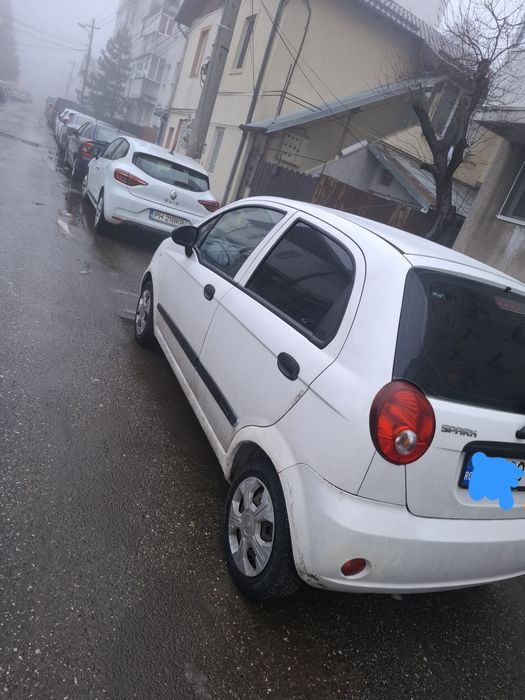 Vând Chevrolet spark 2008