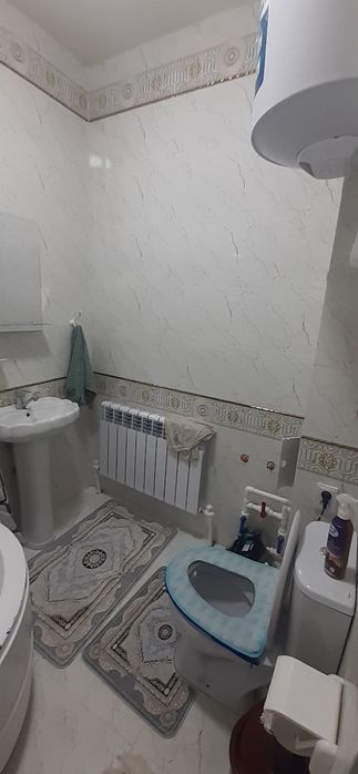 Квартира ижарага оилага берилади