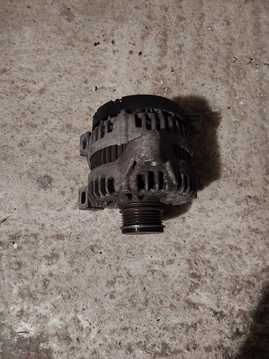 Алтернатор/динамо Volvo V50