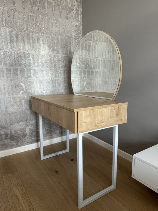 Masa Toaleta / machiaj