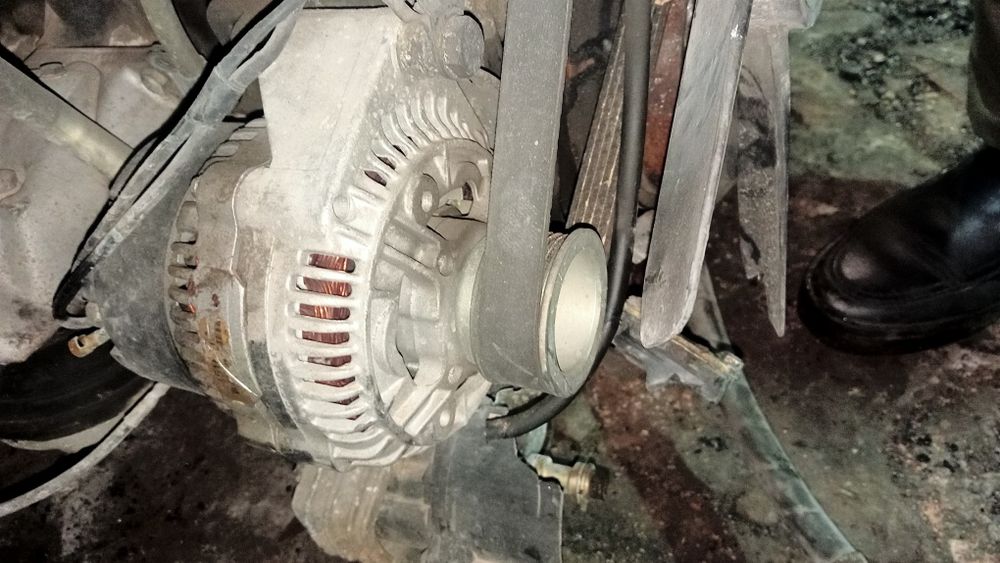 Генератор Мерседес М111 w202w124w210