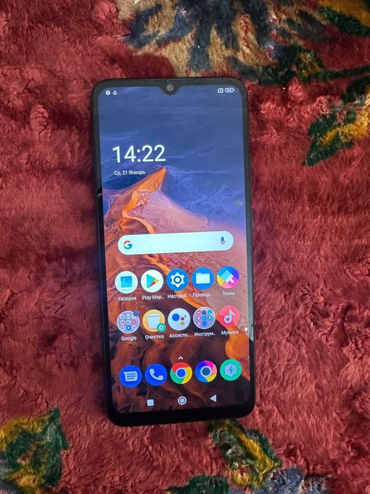 Продам телефон POCO