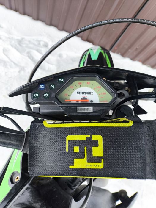 Мотоцикл эндуро 250 кубов JEBE