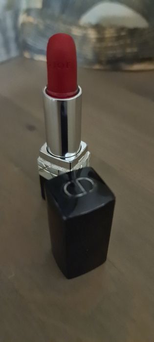 Червило на Rouge Coco  Chanel -цвят 999