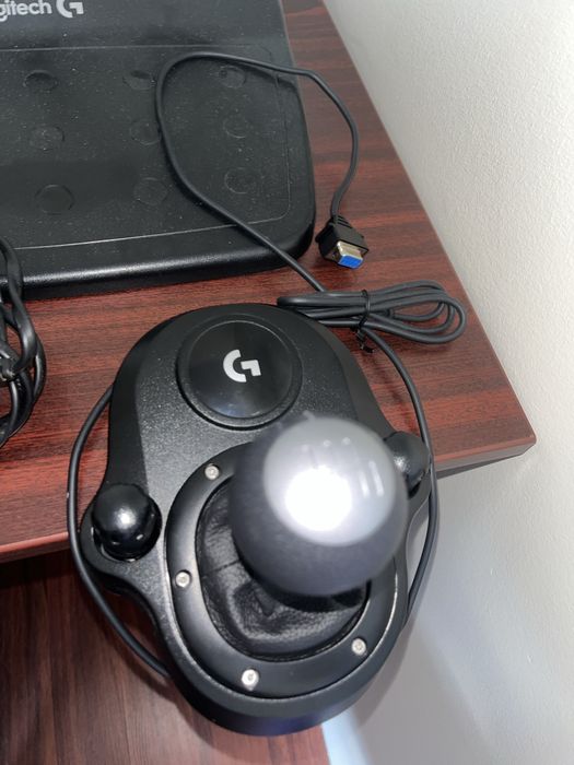 Volan Logitech G29