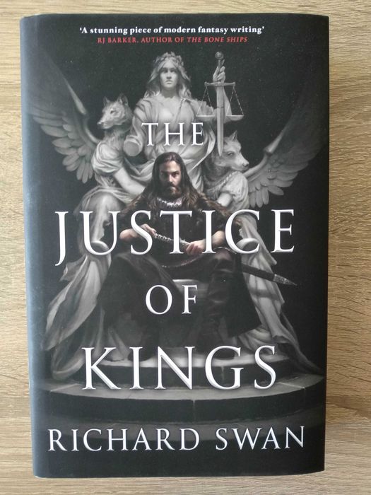 Книги на английски език