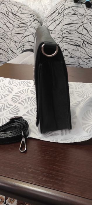 Дамска чанта черна