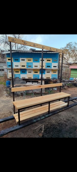 Скамейка с вешалками 1,9 м /1, 8 м