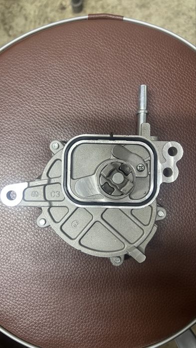 Вакуумный насос Камри 75