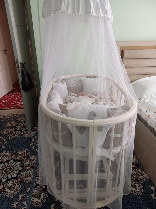 Kòp funksiyali Davinchi krovat sotiladi