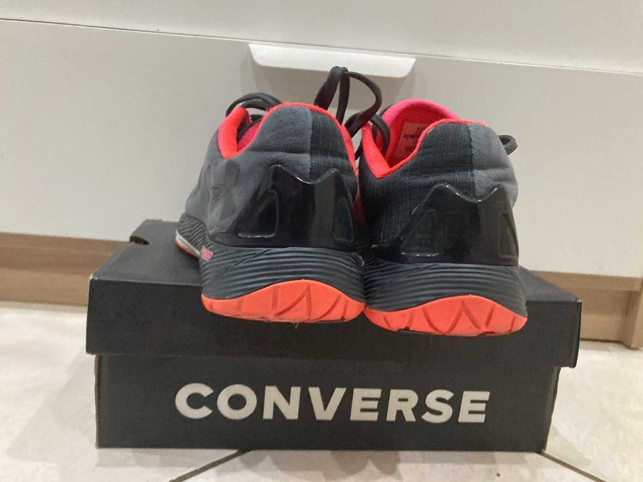 Дамски маратонки Under armour