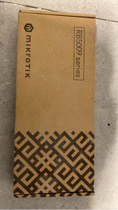 Маршрутизатор MikroTik RB5009UG+S+IN