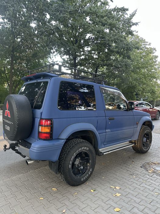 Продам Mitsubishi pajero 2