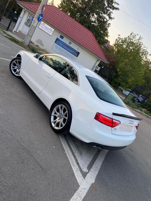 Vand Audi A5 coupe Diesel 2000