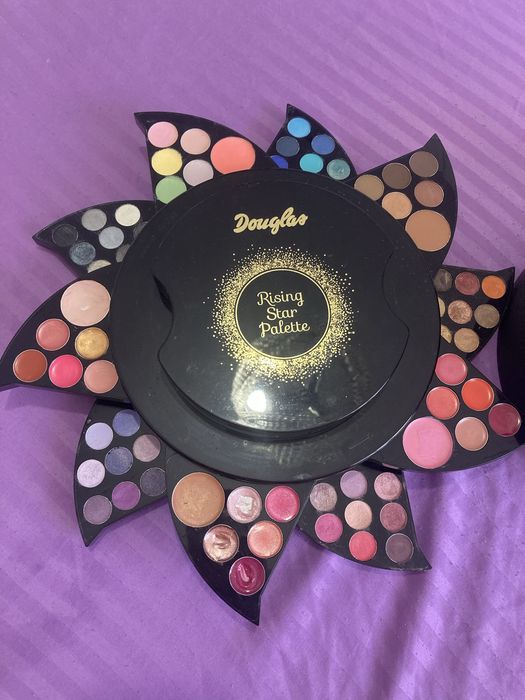 Trusa machiaj Douglas