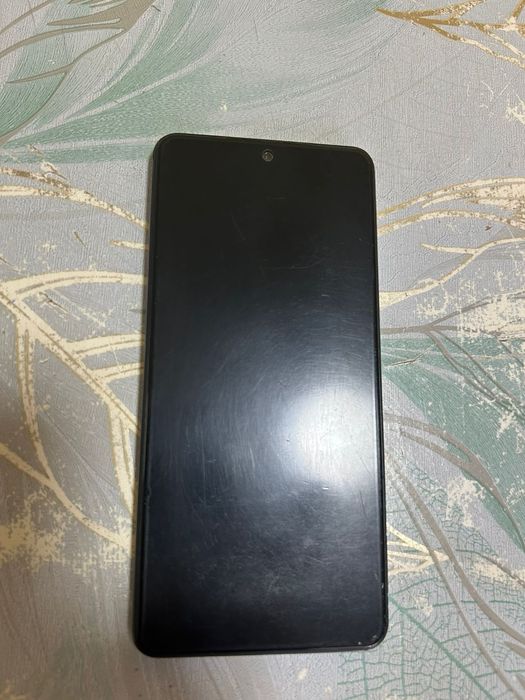 Телефон Vivo 27e