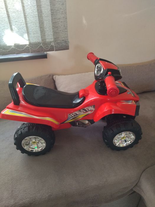 Количка за бутане с крачета