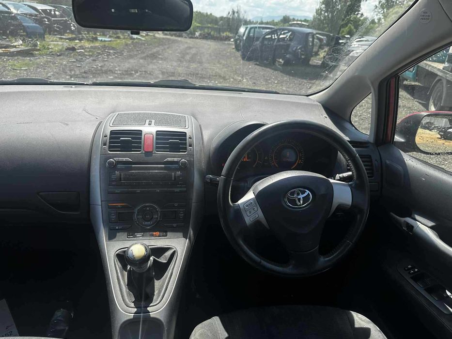 НА  Части Toyota Auris 1.4 D-4D, 90 кс 2006г