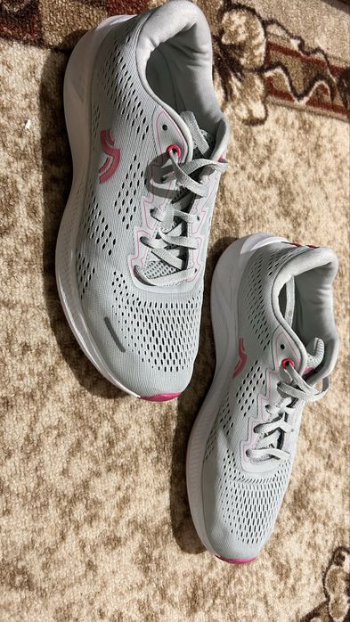 Маратонки Crivit номер 38