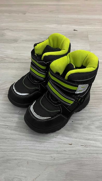 Детски зимни боти