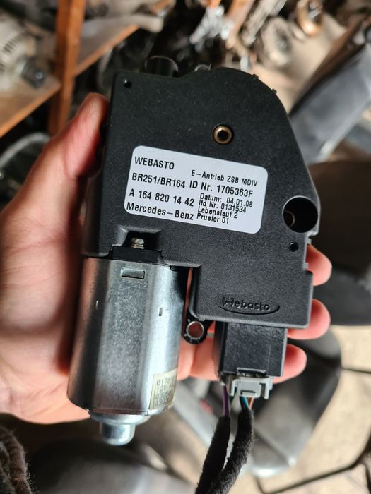 Моторче Люк Мерцедес Мл w164