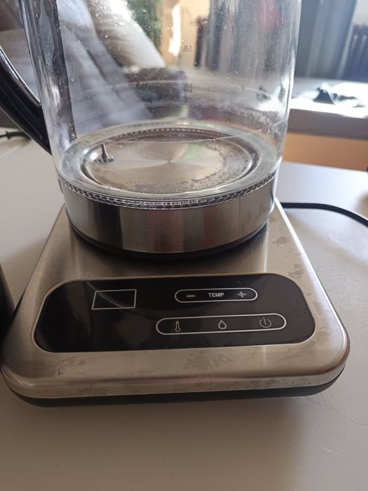 Rasnita bosch si fierbator smart cu lumina si timer