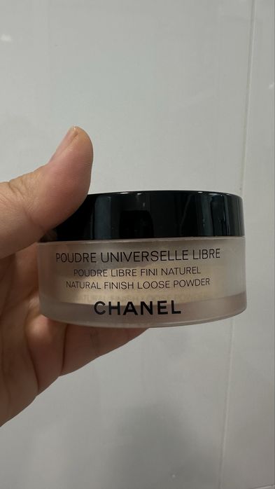 Продам пудру Шанель, тени  Диор