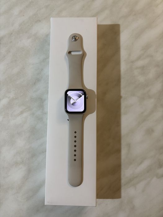 Apple Watch SE 40 mm