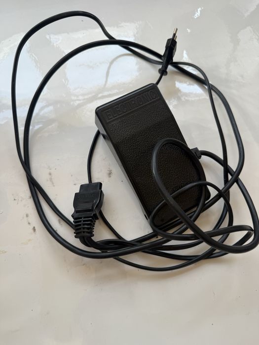 Оверлок JANOME HQ-075D