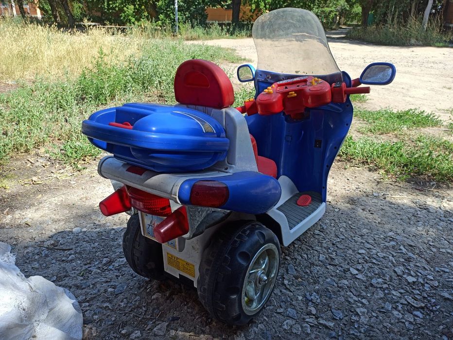 Продается детский электромотоцикл