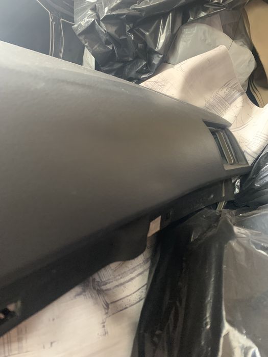 Plansa bord AUDI A4 B7 si B6 cu sau fara airbag