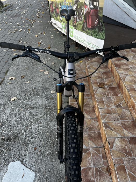 Downhill SantaCruz Nomad 29/27,5 Top