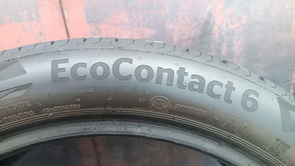 225/45/18 Continental Дот 0523